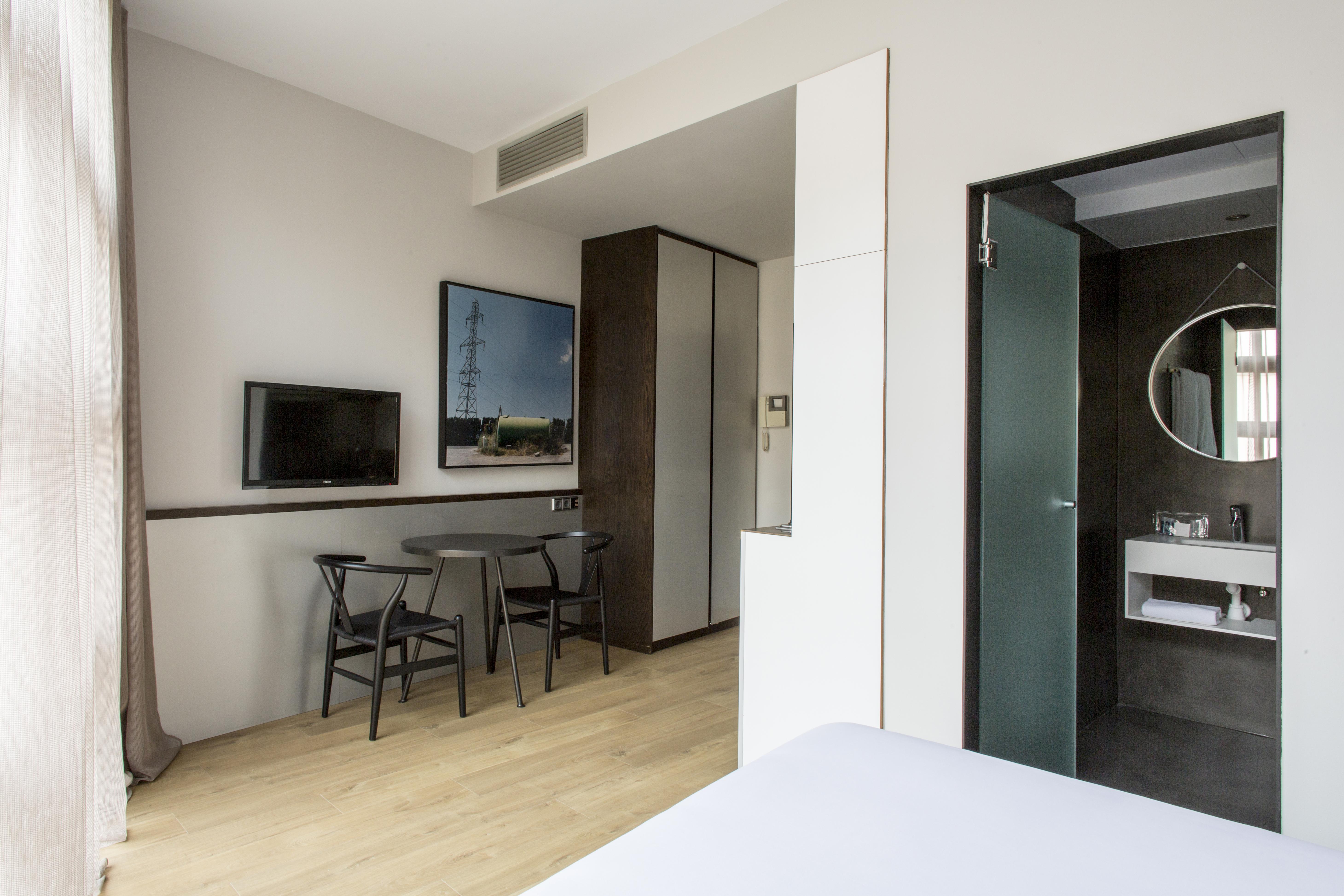 Aparthotel Allada 3* Barcelona Bagian luar foto
