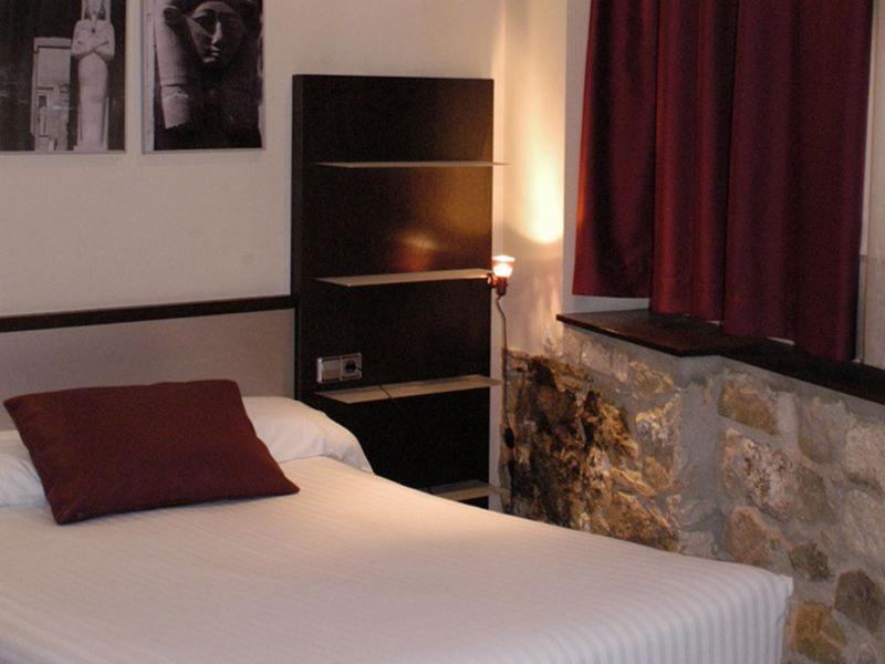 Aparthotel Allada 3* Barcelona Bagian luar foto