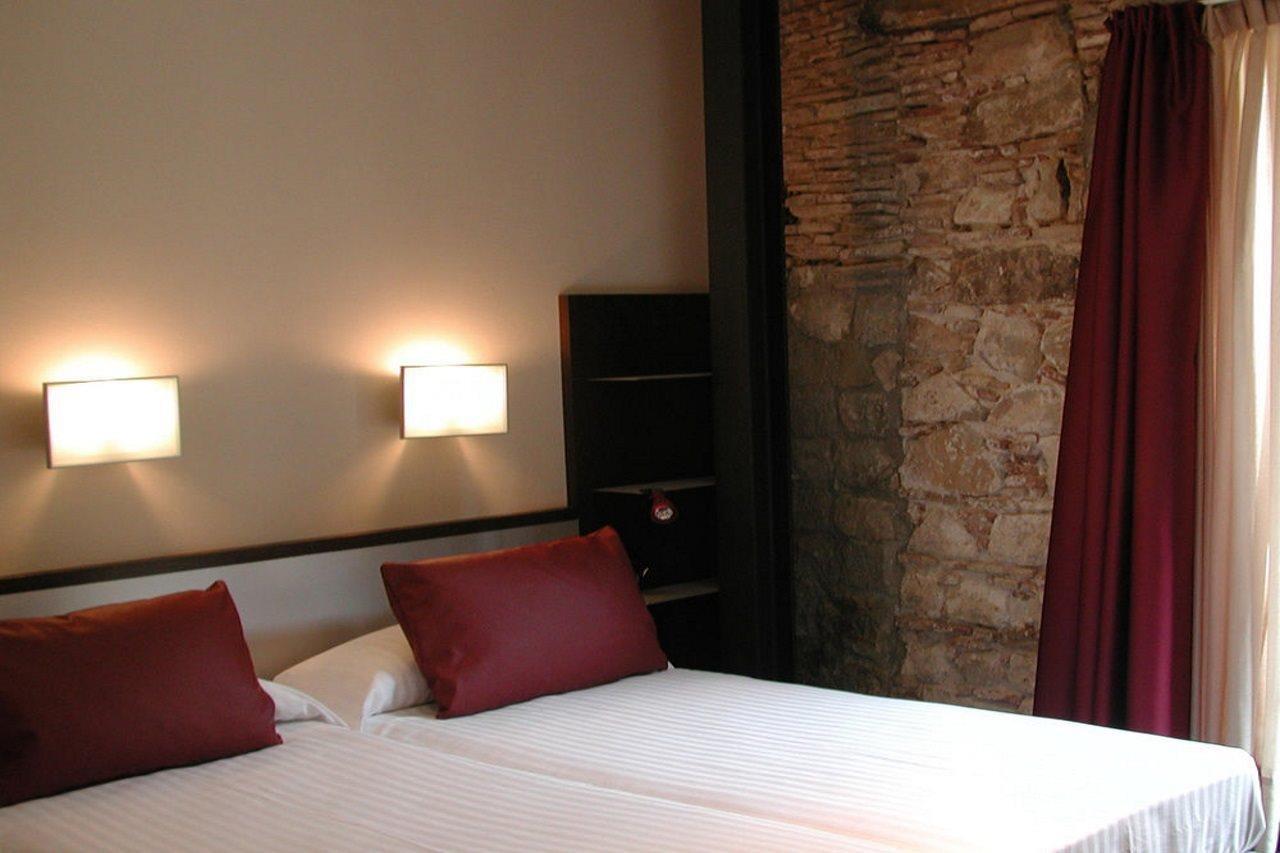 Aparthotel Allada 3* Barcelona Bagian luar foto
