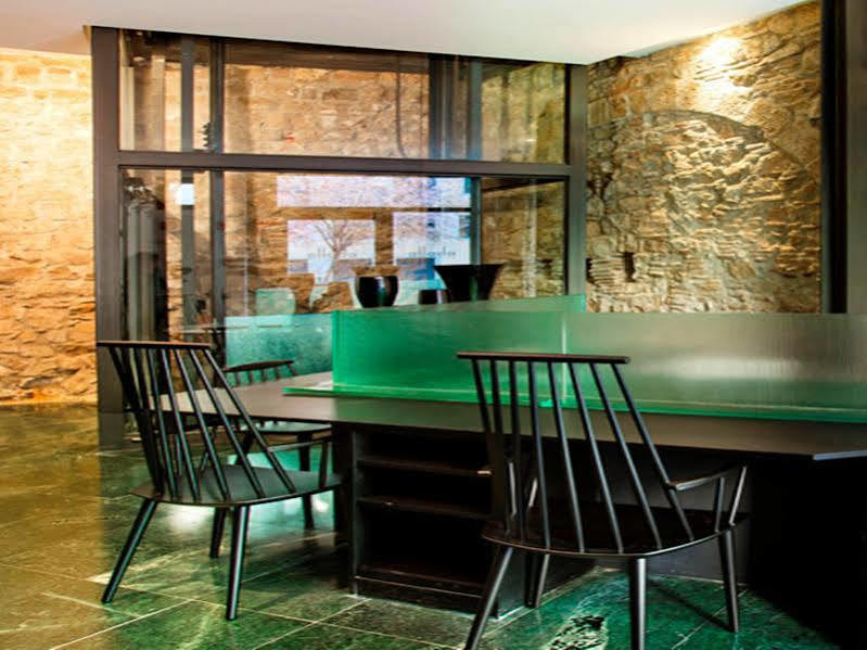 Aparthotel Allada 3* Barcelona Bagian luar foto