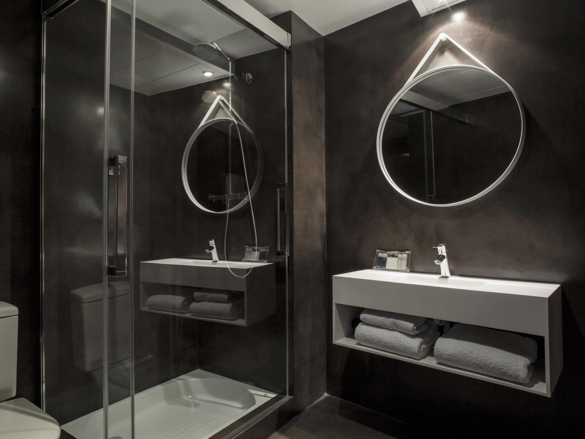 Aparthotel Allada 3* Barcelona Bagian luar foto